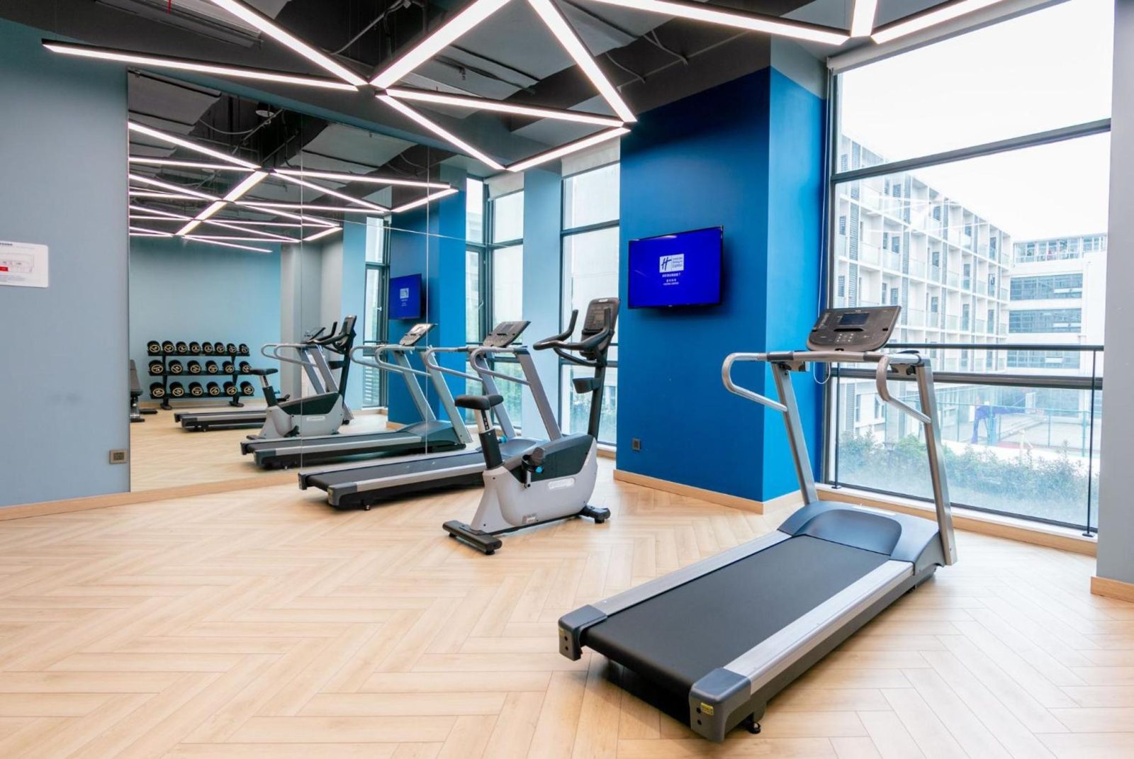Holiday Inn Express Shanghai Pudong Airport by IHG — photo 3