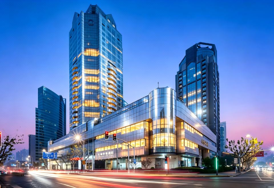Shanghai Qilu Hotel